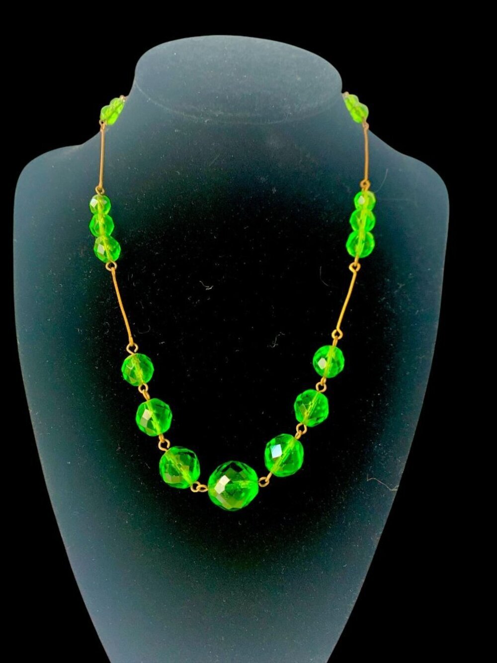 Art Deco Uranium Glass Necklace With Green Faceted Beads Glows Under Blacklight